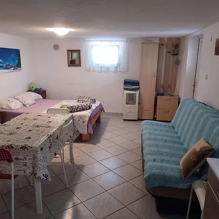 Apartment With Parking Space Vinjerac, Zadar - 23145