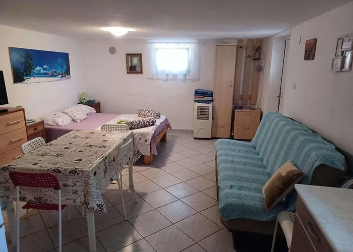Apartment With Parking Space Vinjerac, Zadar - 23145